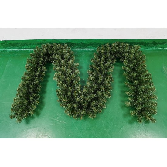 GARLAND PVC 25CM X 270CM